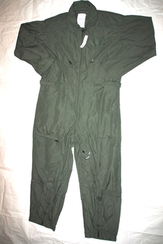 NEW US AIR FORCE NOMEX FIRE RESISTANT FLIGHT SUIT GREEN CWU-27/P - 40R