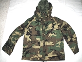NEW US MILITARY ECWCS GORE TEX COLD WEATHER WOODLAND CAMO PARKA - LARGE SHORT