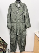 NEW GENUINE US AIR FORCE GREEN NOMEX FIRE RESISTANT FLIGHT SUIT CWU-27/P - 46R.