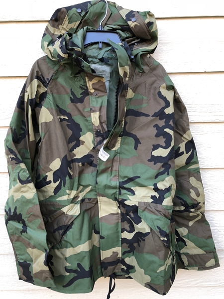 NEW USGI ECWCS GORE TEX EXTENDED COLD WEATHER WOODLAND CAMO PARKA ...