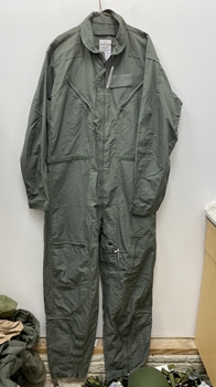 NEW GENUINE US AIR FORCE GREEN NOMEX FIRE RESISTANT FLIGHT SUIT CWU-27/P - 46L.
