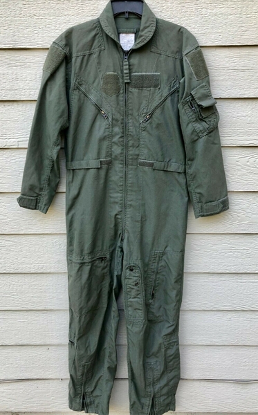 US AIR FORCE NOMEX FIRE RESISTANT FLIGHT SUIT GREEN CWU-27/P - 38R