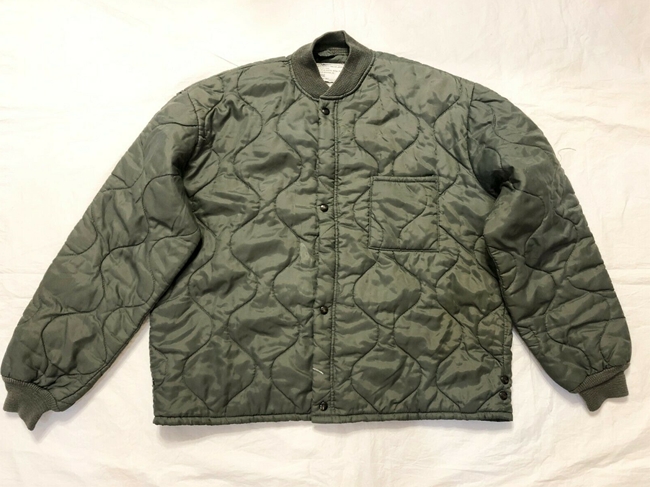 1995 Genuine US Air Force USAF Flyers CWU-9/P Quilted Liner Jacket