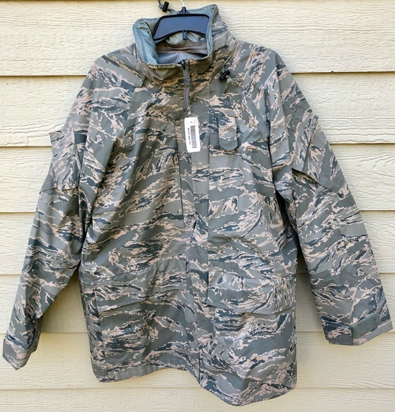 NEW GENUINE USAF APECS ABU GORE TEX TIGER STRIPE ALL PURPOSE PARKA